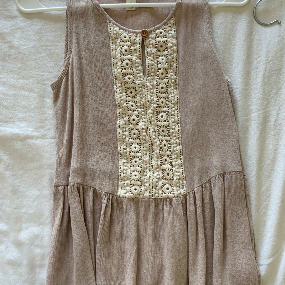 Francesca’s embroidered peplum